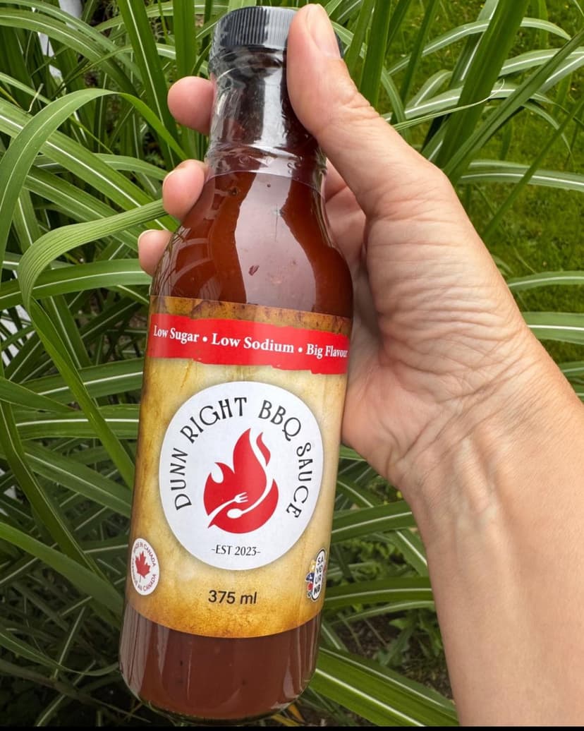 Dunn Right Sauce product showcase